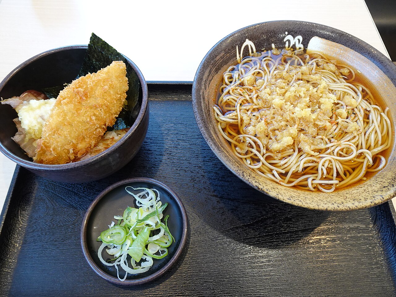 ゆで太郎のミニのり弁セットの提供例